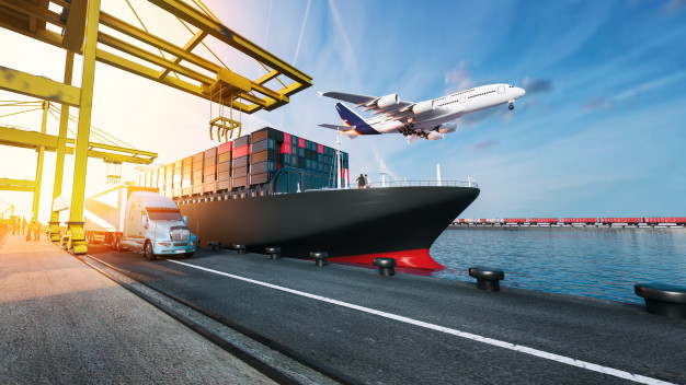 Digitalization and IT in the logistics industry